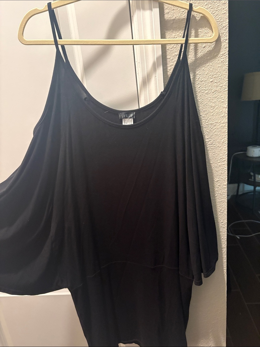 VENUS Black Flowing Spaghetti-Strap Camisole
